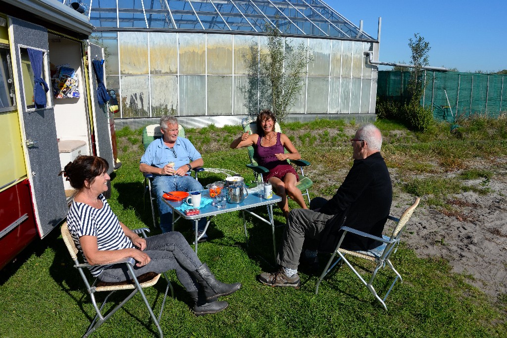 ../Images/Onderdelenmarkt op De Strandwal 005.jpg